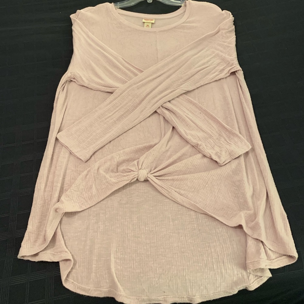 Mossimo light pink tie front shirt
